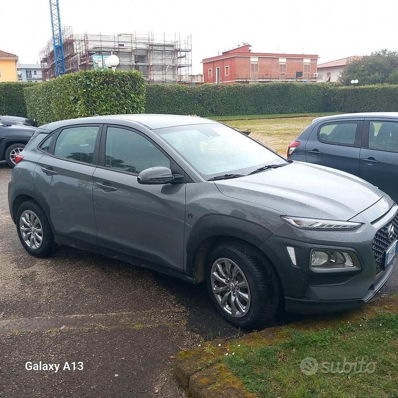 Usata Hyundai Kona 120 CV (88 kW) 2018 Grigio SUV