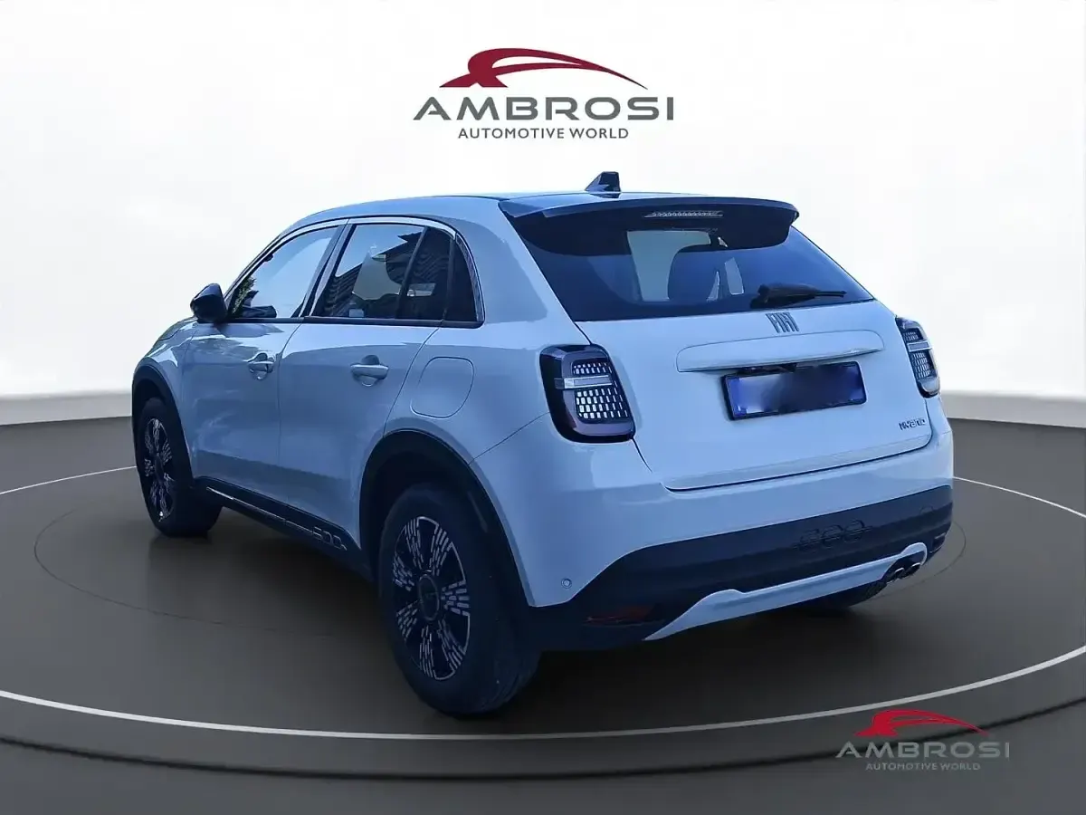 Usata Fiat 600 Pop 145 CV (106 kW) 2025 Bianco SUV