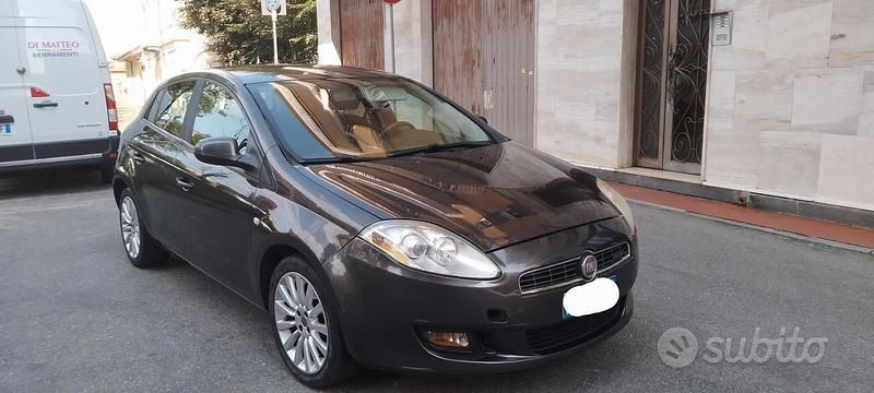 Usata Fiat Bravo 120 CV (88 kW) 2008 Grigio Utilitaria