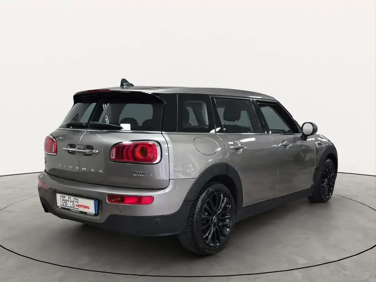 Usata Mini One D Clubman Business 116 CV (85 kW) 2017 Grigio Station wagon