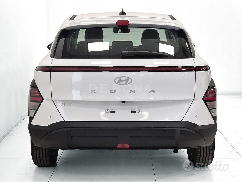Nieuw Hyundai Kona 115 PK (84 kW) 2025 Wit SUV