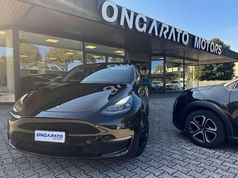 Usata Tesla Model Y Performance 392 kW (534 CV) 2023 Nero SUV
