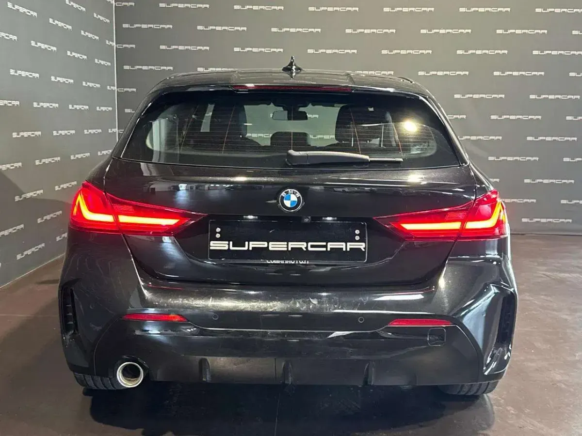Usata BMW 116 M Sport 116 CV (85 kW) 2020 Nero Utilitaria