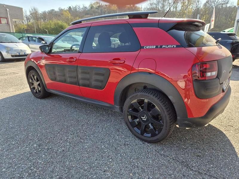 Usata Citroën C4 Shine 99 CV (72 kW) 2016 Rosso SUV