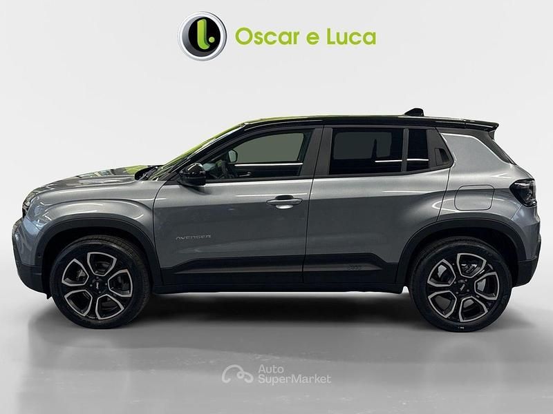 Usata Jeep Avenger Summit 110 CV (80 kW) 2025 Grigio scuro SUV