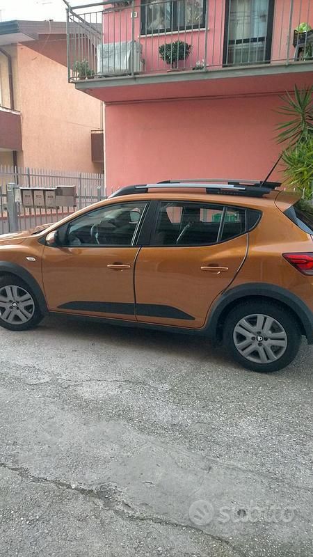 Usata Dacia Sandero 91 CV (66 kW) 2021 Rosso Berlina