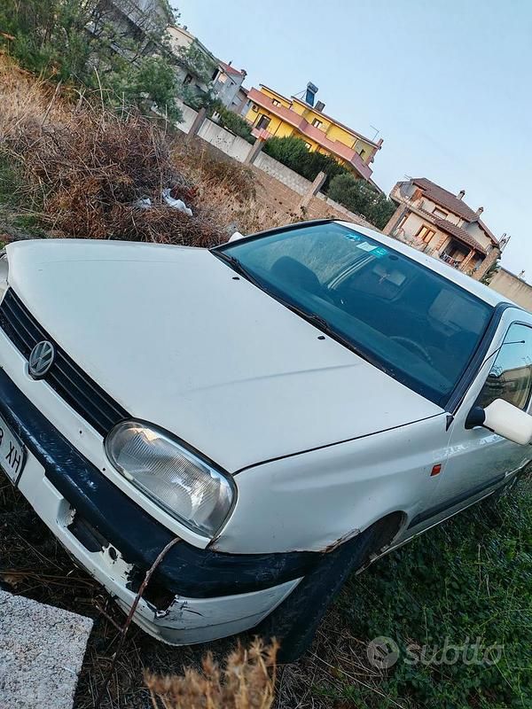 Usata VW Golf III 54 CV (39 kW) 1995 Bianco Berlina