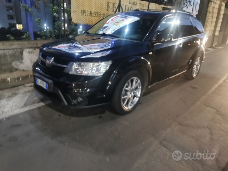 Usata 2012 Fiat Freemont Lounge SUV | 4200 € (Super prezzo) - Immagine 1/4