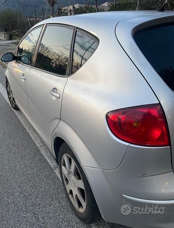 Usata Seat Altea 105 CV (77 kW) 2004 Grigio Monovolume