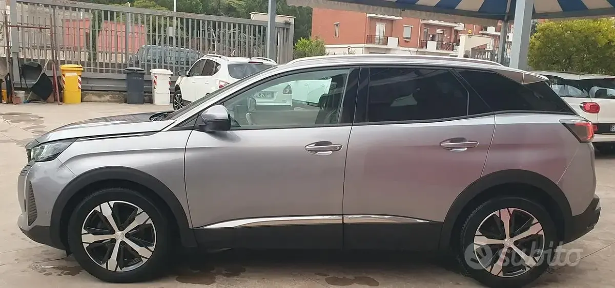 Usata Peugeot 3008 Allure 131 CV (96 kW) 2020 Grigio SUV