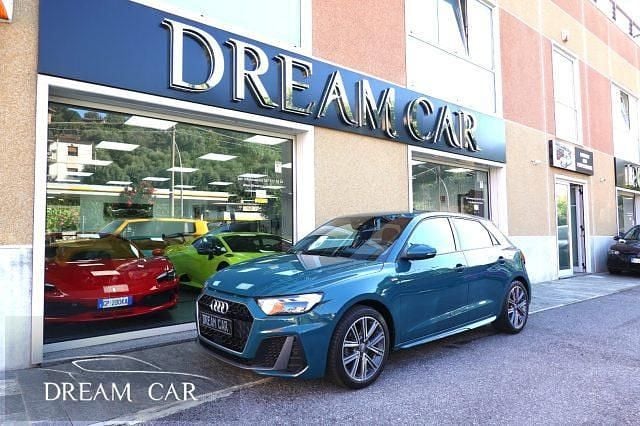Usata Audi A1 S-Line 150 CV (110 kW) 2019 Verde pastello SUV