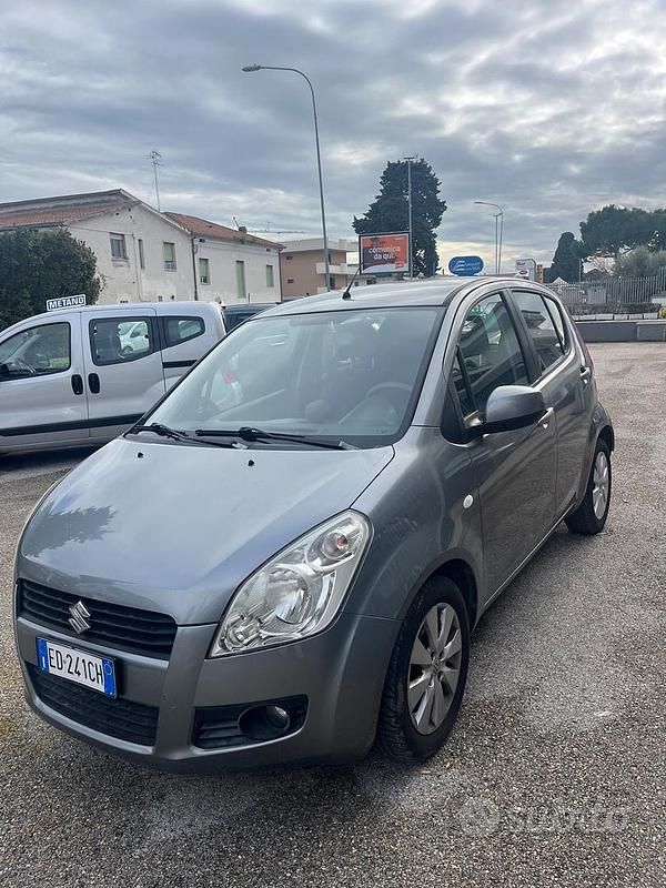 Usata Suzuki Splash GLS 65 CV (47 kW) 2010 Grigio Utilitaria