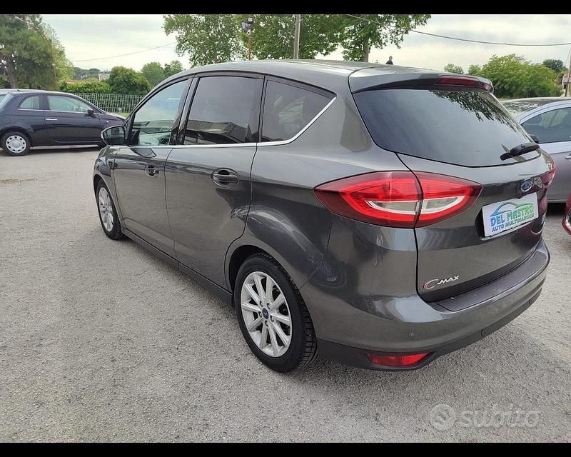 Usata Ford C-MAX Titanium 120 CV (88 kW) 2016 Grigio Monovolume
