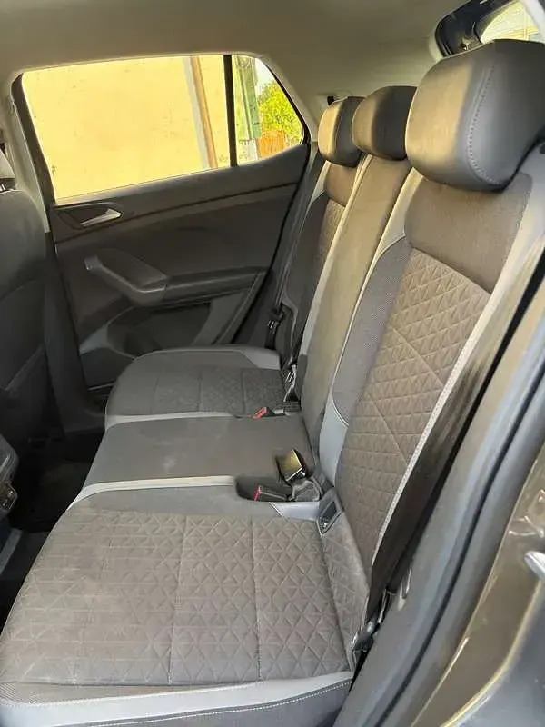 Usata VW T-Cross Advance 110 CV (80 kW) 2021 Grigio SUV