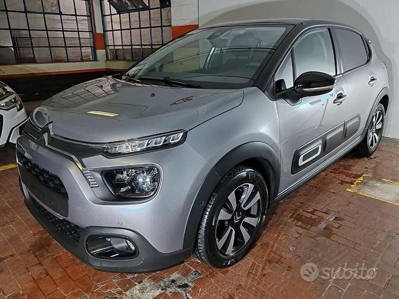 Usata Citroën C3 Shine 110 CV (80 kW) 2023 Grigio Berlina