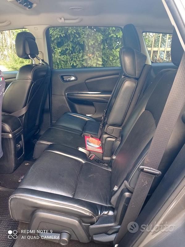 Usata Fiat Freemont 140 CV (102 kW) 2011 Grigio SUV