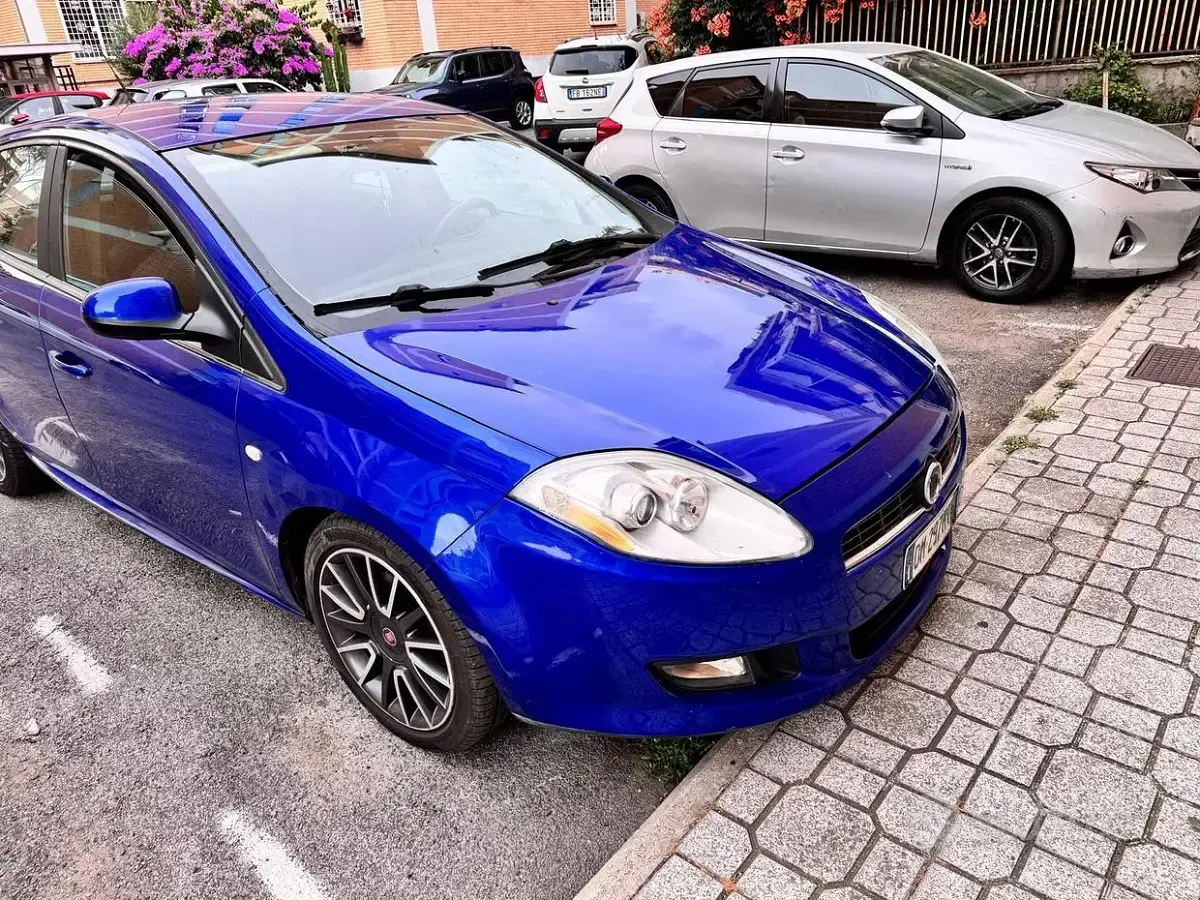 Usata Fiat Bravo 150 CV (110 kW) 2008 Bluazzurro Utilitaria