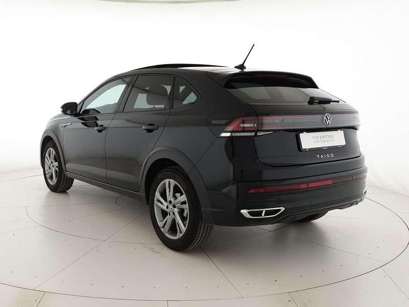 Usata VW Taigo R-line 110 CV (80 kW) 2023 Deep black perlato SUV