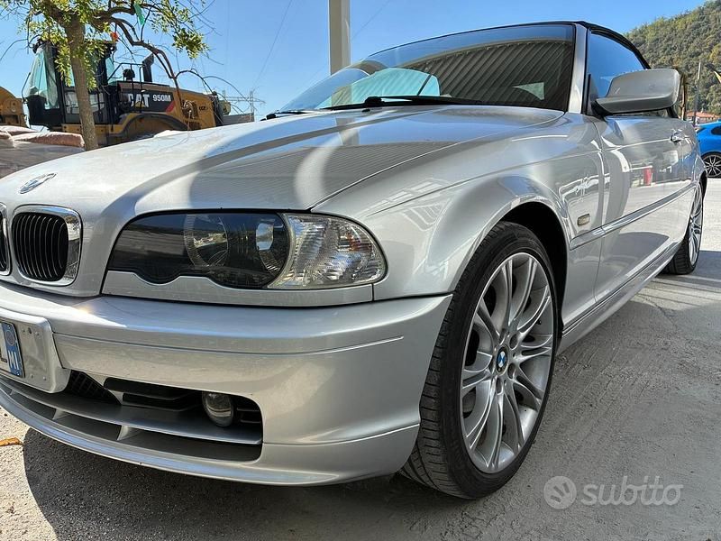Usata BMW 318 Cabriolet Efficient Dynamics 143 CV (105 kW) 2002 Grigio Cabrio