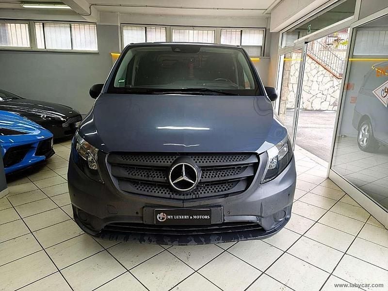 Usata Mercedes Vito 102 CV (75 kW) 2020 Grigio Furgone