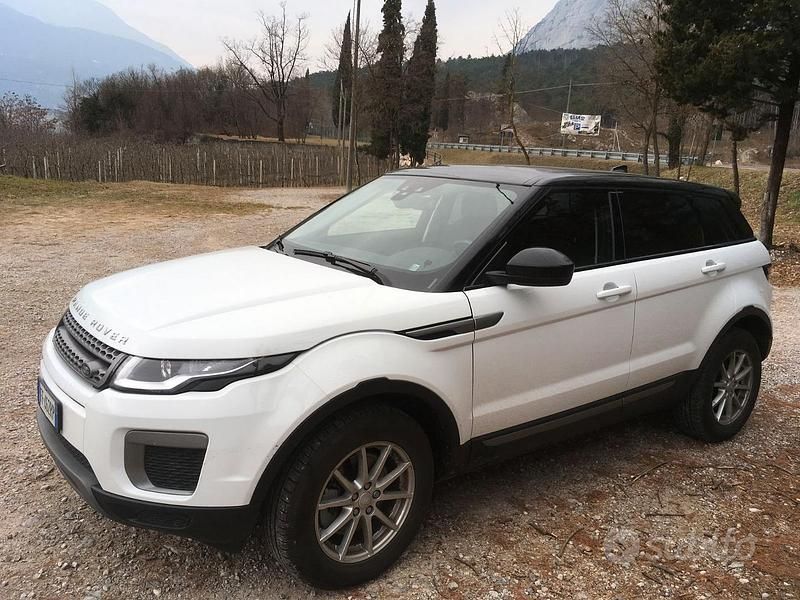 Usata Land Rover Range Rover evoque Pure 150 CV (110 kW) 2016 Bianco Monovolume