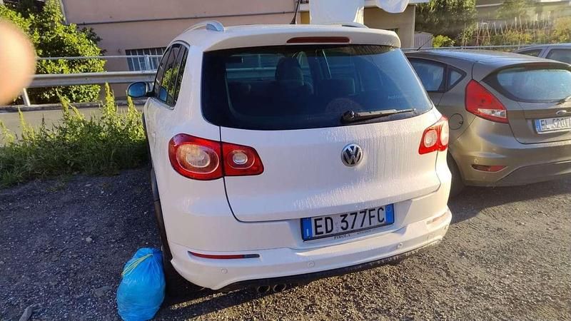 Usata VW Tiguan R-line 170 CV (125 kW) 2010 SUV