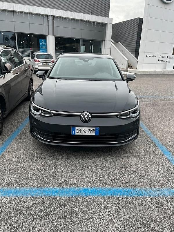 Usata VW Golf VIII Style 2023 Grigio Berlina