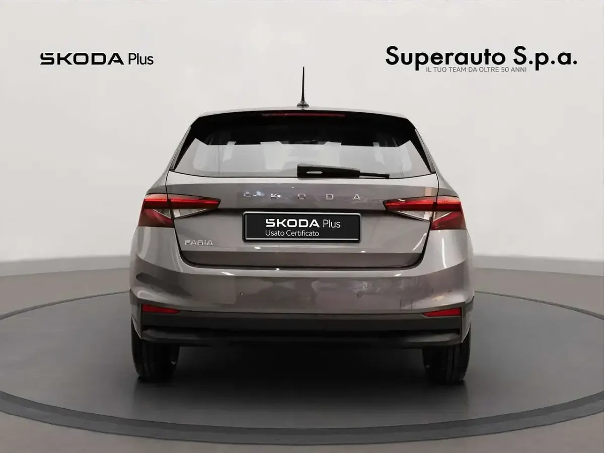 Nuova Skoda Fabia 95 CV (69 kW) 2025 Grigio Berlina