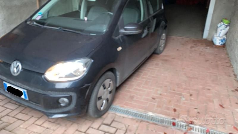 Usata VW up! 2016 Nero Utilitaria
