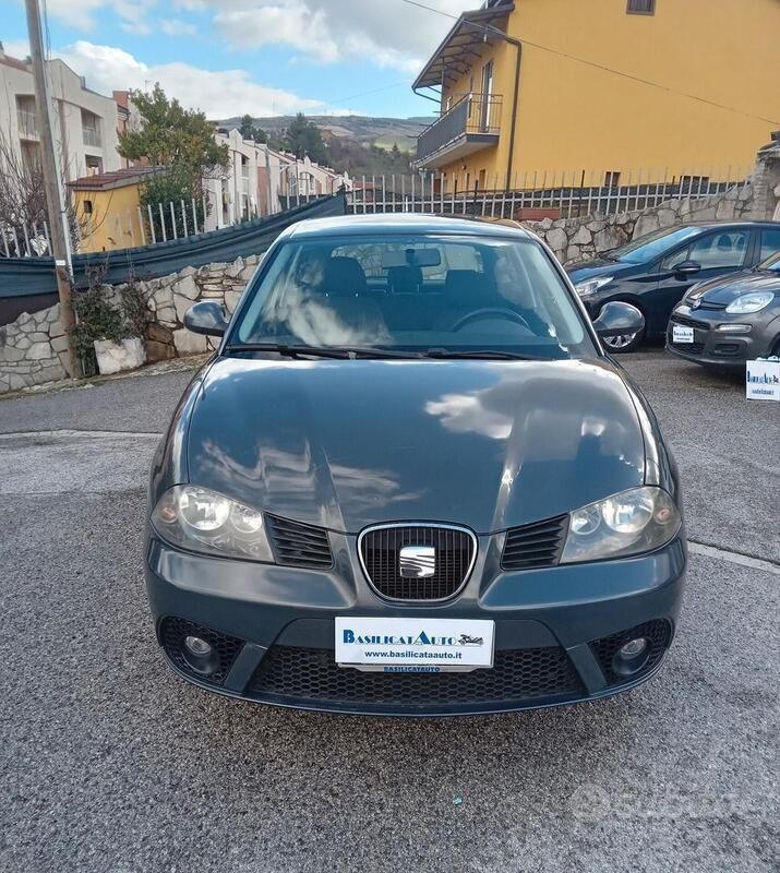 Usata Seat Ibiza Stylance 80 CV (58 kW) 2007 Grigio Berlina