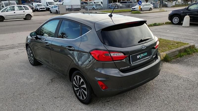Usata Ford Fiesta Business Edition 125 CV (91 kW) 2022 Grigio Utilitaria
