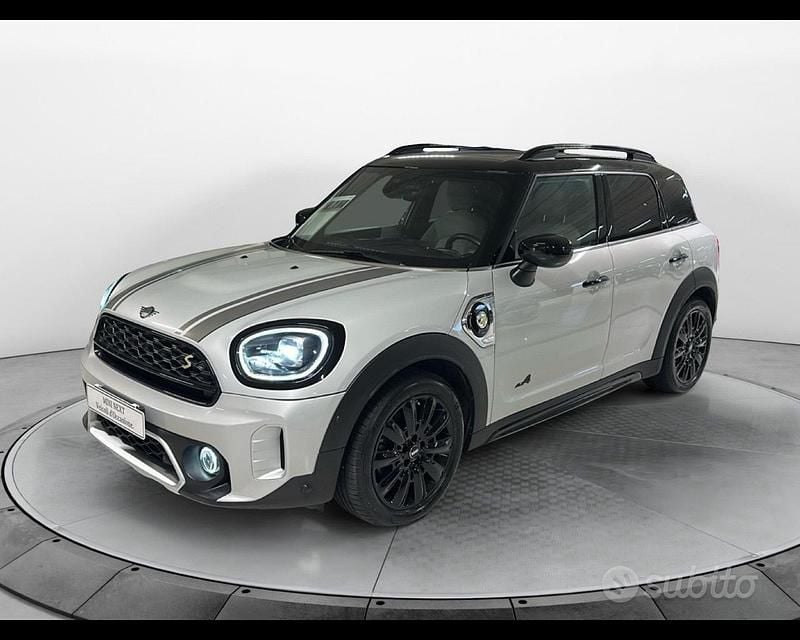 Bianco Usata 2022 Mini Cooper Countryman Classic SUV | 29.900 € (Buon prezzo) - Immagine 1/3