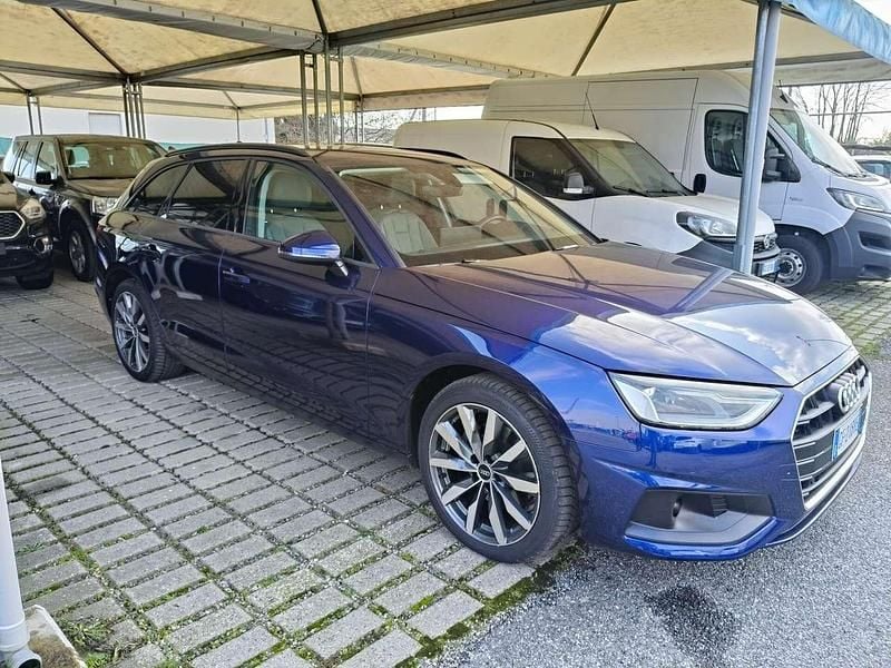 Usata Audi A4 Business 136 CV (100 kW) 2021 Blu Station wagon