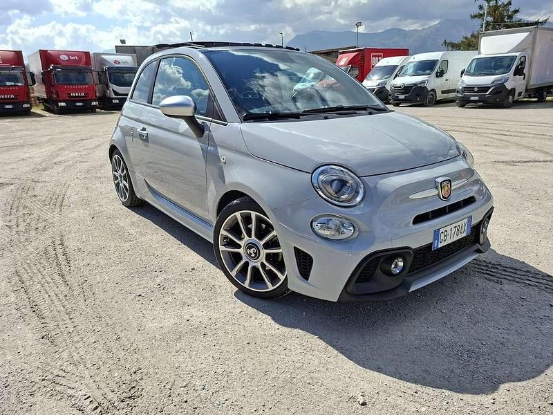 Usata Abarth 595 Turismo 165 CV (121 kW) 2020 Grigio Utilitaria
