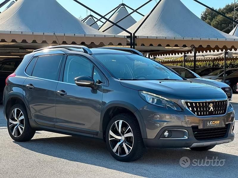Usata Peugeot 2008 Allure 120 CV (88 kW) 2016 Grigio SUV