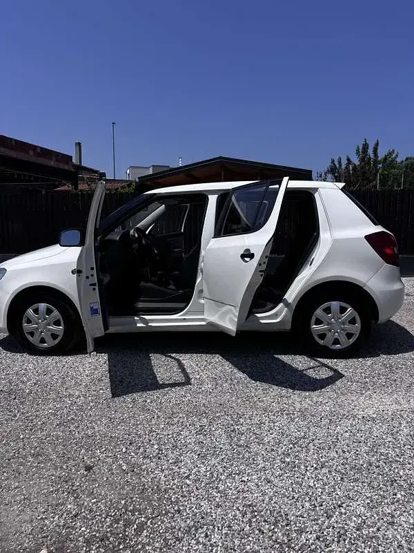 Usata Skoda Fabia Active 60 CV (44 kW) 2012 Berlina