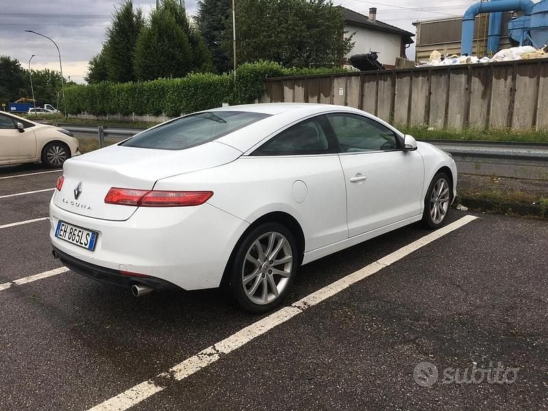 Usata Renault Laguna Coupé 150 CV (110 kW) 2011 Bianco Coupé