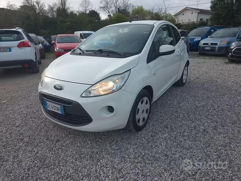 Usata Ford Ka Titanium 69 CV (50 kW) 2009 Bianco Utilitaria