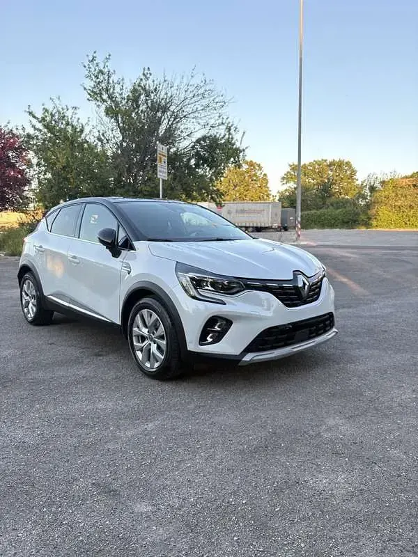 Usata Renault Captur Intens 92 CV (67 kW) 2021 SUV