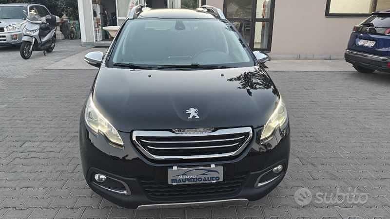 Nero Usata 2014 Peugeot 2008 SUV | 9900 € (Molto cara) - Immagine 1/4