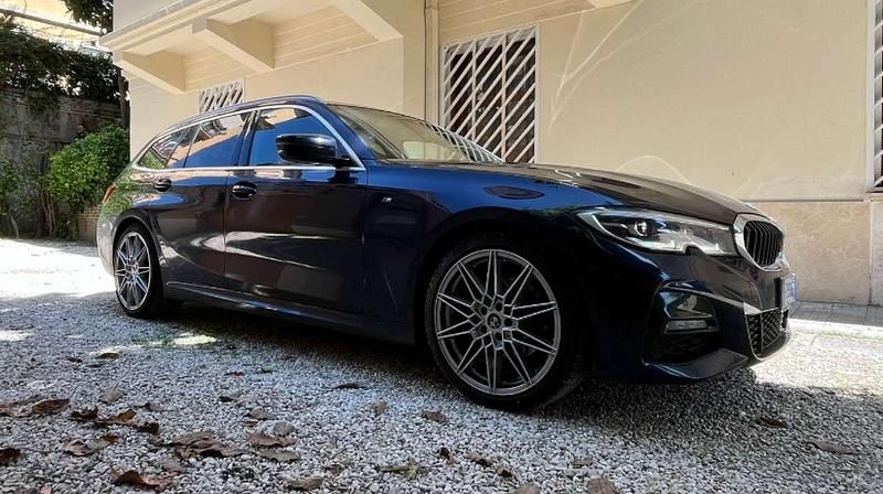 Usata BMW 320 M Sport 190 CV (139 kW) 2019 Blu/azzurro Station wagon