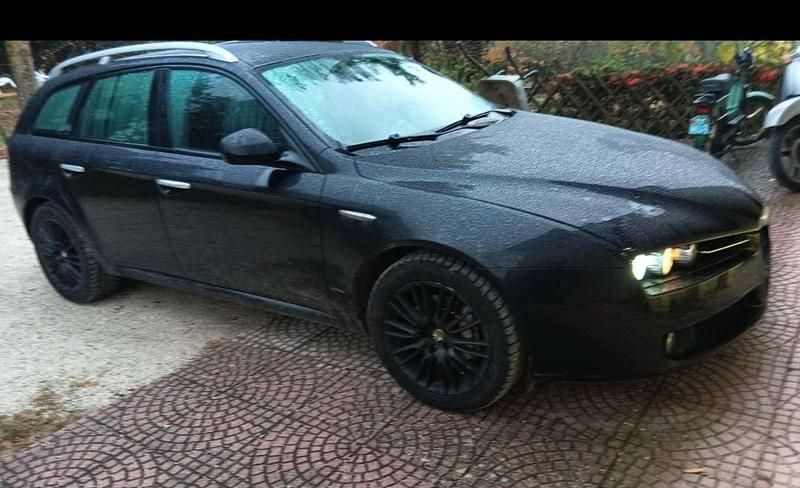 Usata Alfa Romeo 159 Distinctive 150 CV (110 kW) 2008 Nero Station wagon