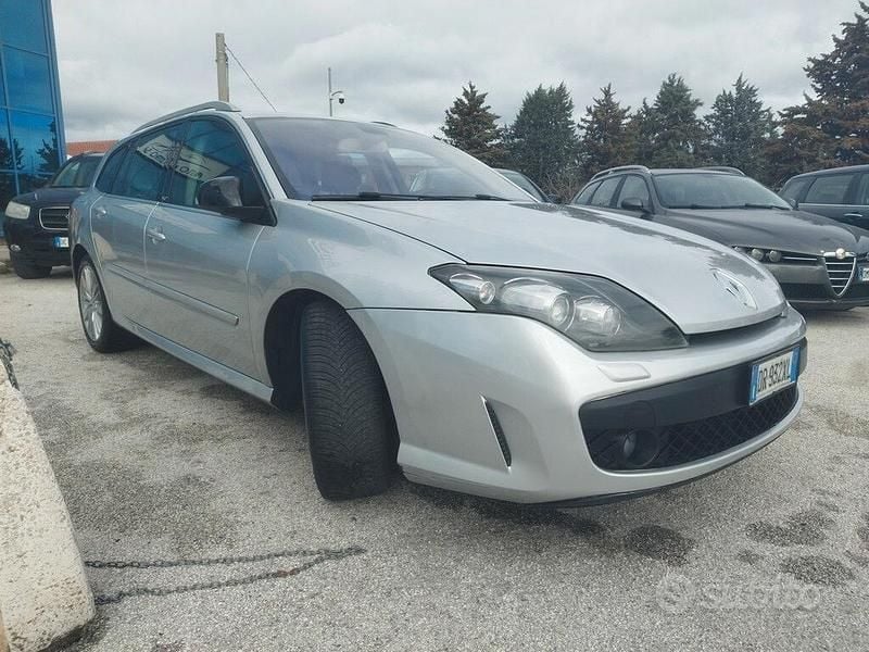 Usata Renault Laguna III GT 180 CV (132 kW) 2012 Grigio Station wagon