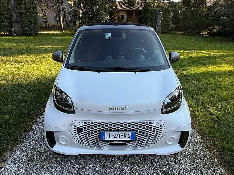 Usata Smart ForTwo Electric Drive 41 kW (56 CV) 2022 Bianco Cabrio