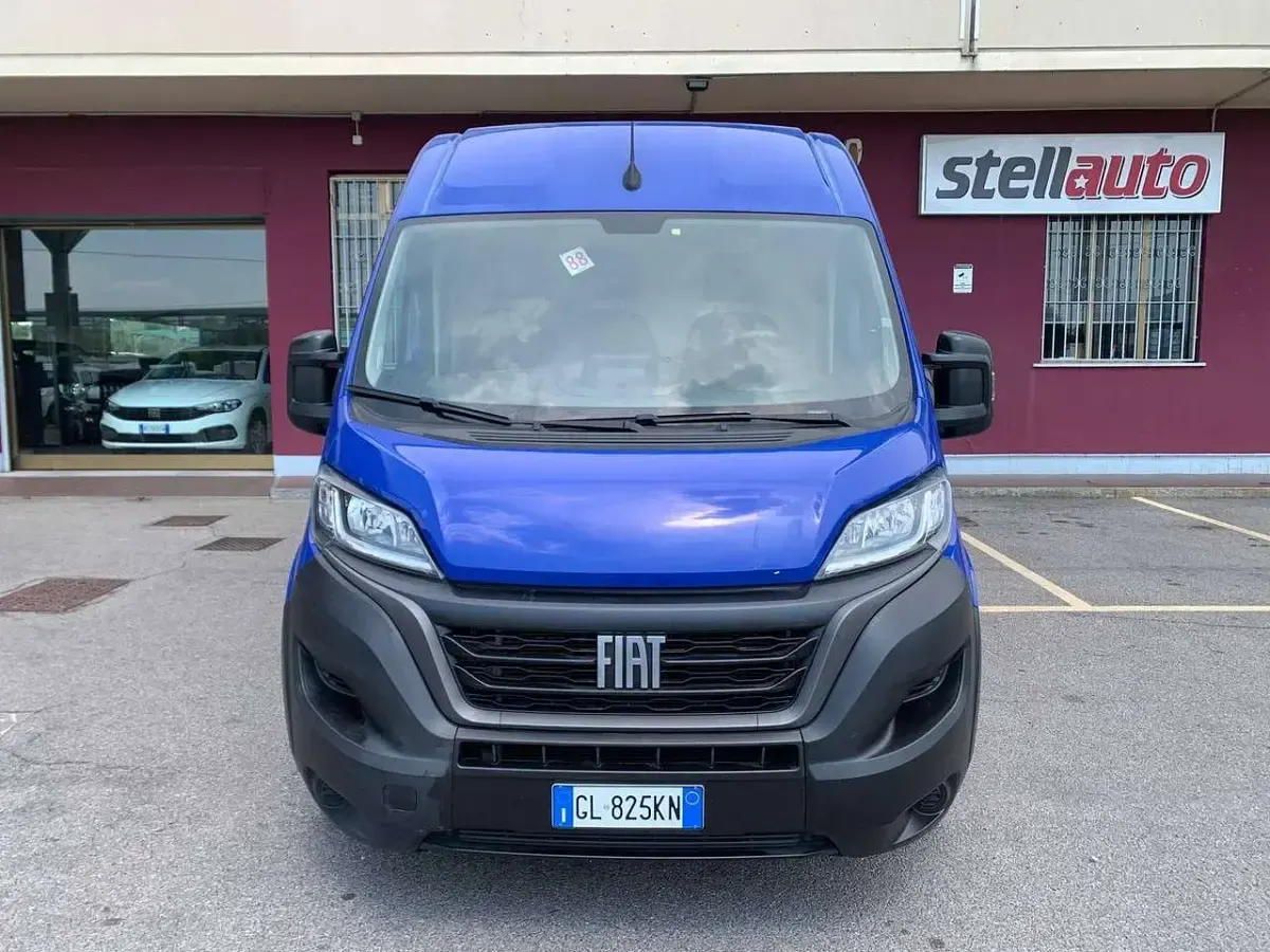 Usata Fiat Ducato 120 CV (88 kW) 2022 Blu/azzurro Furgone