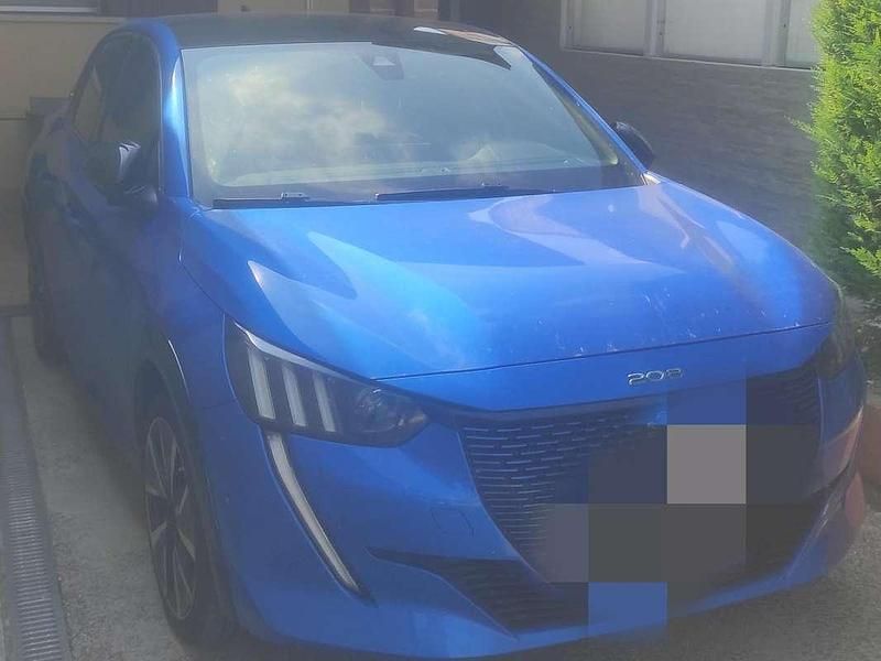 Usata Peugeot 208 GT-line 56 kW (77 CV) 2020 Blu/azzurro Utilitaria