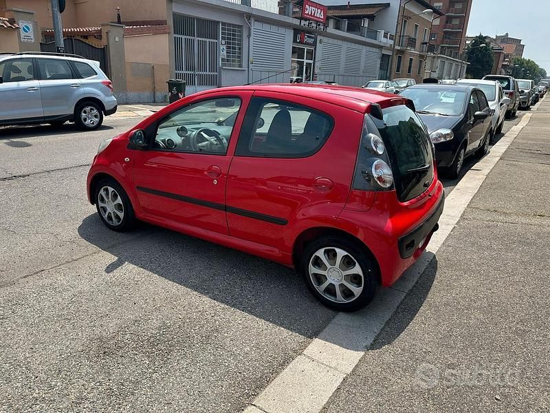 Gebraucht Citroën C1 68 PS (50 kW) 2006 Rot Kleinwagen