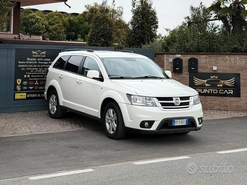 Usata Fiat Freemont Lounge 140 CV (102 kW) 2013 Bianco SUV