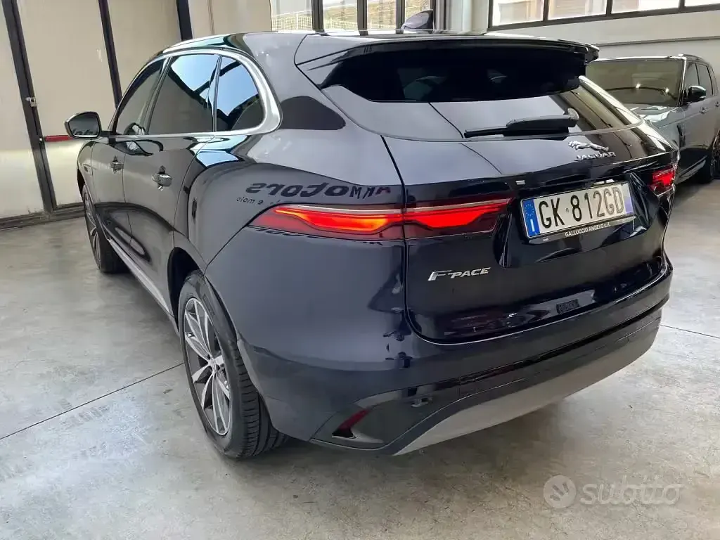 Usata Jaguar F-Pace R-Dynamic 250 CV (183 kW) 2022 Blu SUV