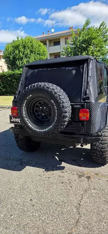Usata Jeep Wrangler 184 CV (135 kW) 1998 Blu/azzurro SUV